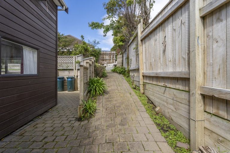 Photo of property in 44 Lakewood Avenue, Churton Park, Wellington, 6037