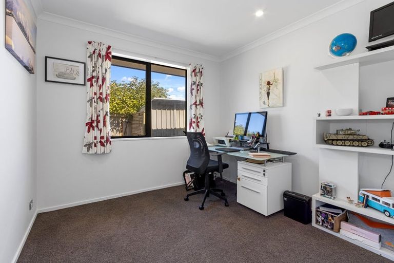 Photo of property in 61 Sutherland Drive, Kaiapoi, 7630