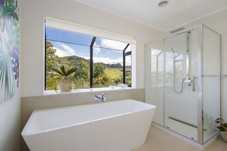 Photo of property in 11 Mayor View Terrace, Waihi Beach, 3611