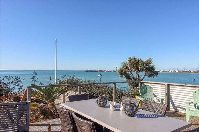 Photo of property in 16 Richmond Street, Waimataitai, Timaru, 7910