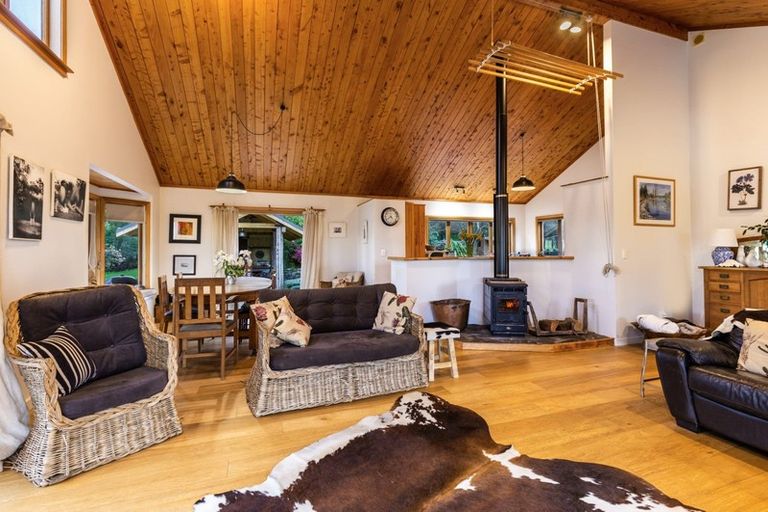 Photo of property in 220 Caroline Drive, Maunganamu, Taupo, 3379