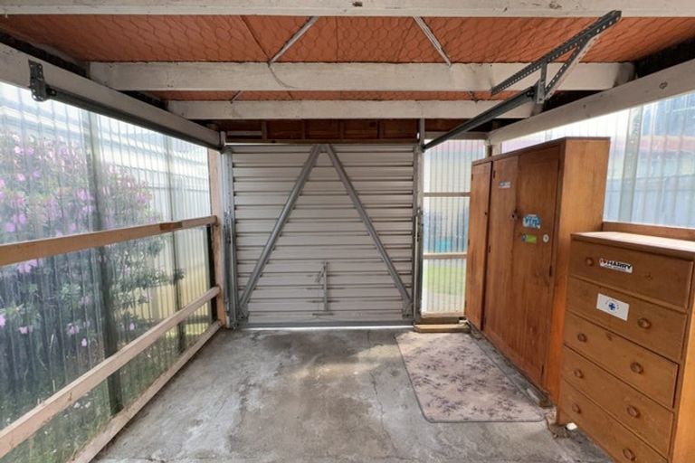 Photo of property in 2/122 William Street, Petone, Lower Hutt, 5012