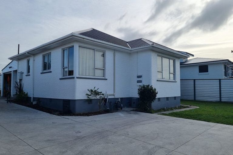 Photo of property in 21 Broadway, Stratford, 4332