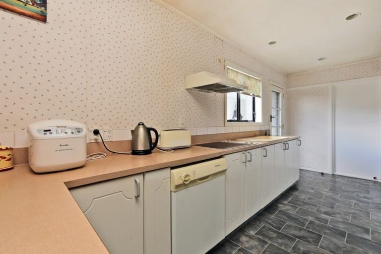 Photo of property in 2466 Takapau Road, Waipukurau, 4281