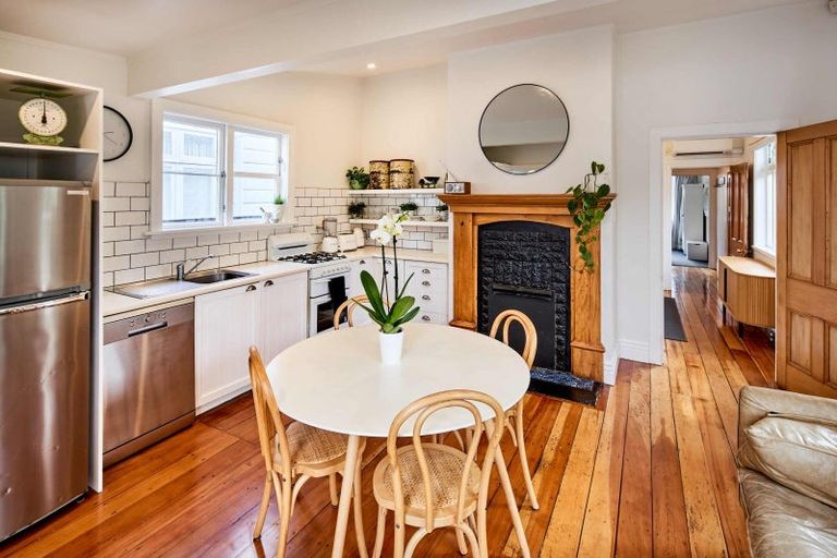 Photo of property in 18 Beach Street, Petone, Lower Hutt, 5012