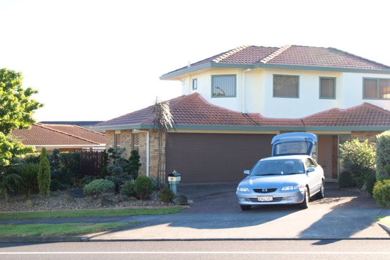 Photo of property in 1/11 Kilimanjaro Drive, Northpark, Auckland, 2013