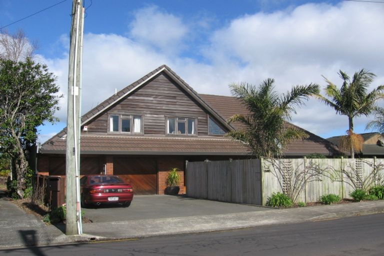 Photo of property in 3/2 Graham Street, Regent, Whangarei, 0112