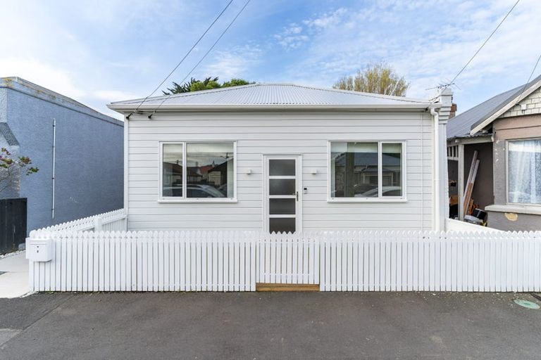 Photo of property in 8 Cashel Street, South Dunedin, Dunedin, 9012