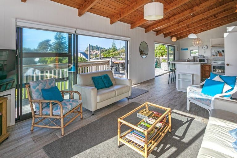 Photo of property in 3 Kon Tiki Road, Whiritoa, Whangamata, 3691