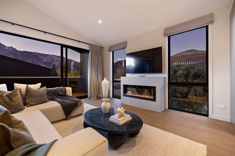 Photo of property in 4b Pritchard Place, Arrowtown, 9302