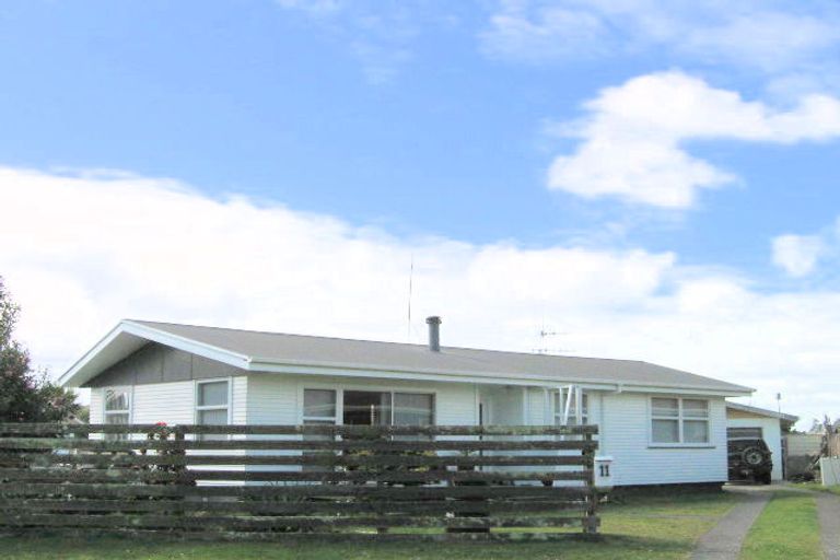 Photo of property in 11 Tahara Crescent, Mount Maunganui, 3116
