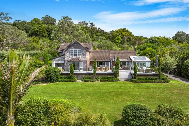 Photo of property in 9 Young Street, Mahurangi East, Warkworth, 0982