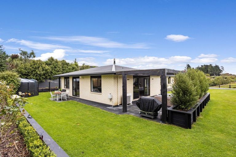 Photo of property in 32 Precelly Street, Allanton, Mosgiel, 9092