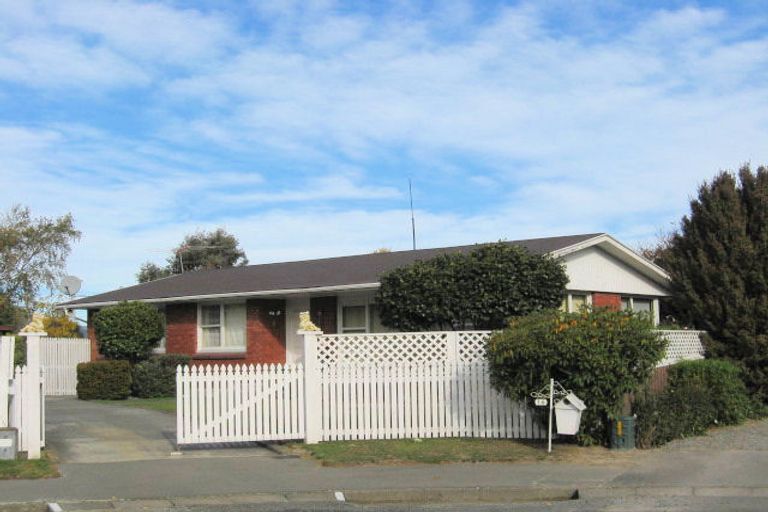 Photo of property in 16 Mason Place, Sockburn, Christchurch, 8042