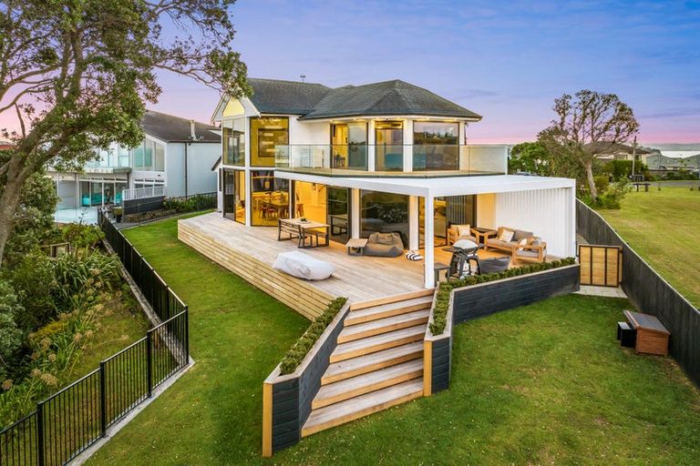 Photo of property in 75 Tiri Road, Manly, Whangaparaoa, 0930