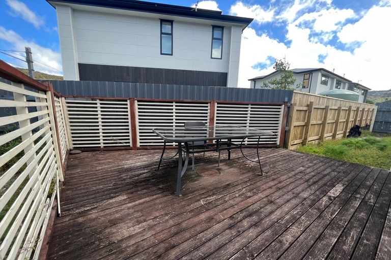 Photo of property in 2a Johnston Grove, Taita, Lower Hutt, 5011