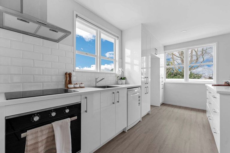 Photo of property in 7 Cooper Place, Papakura, 2110