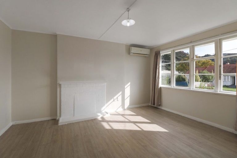Photo of property in 13 Toomath Street, Naenae, Lower Hutt, 5011