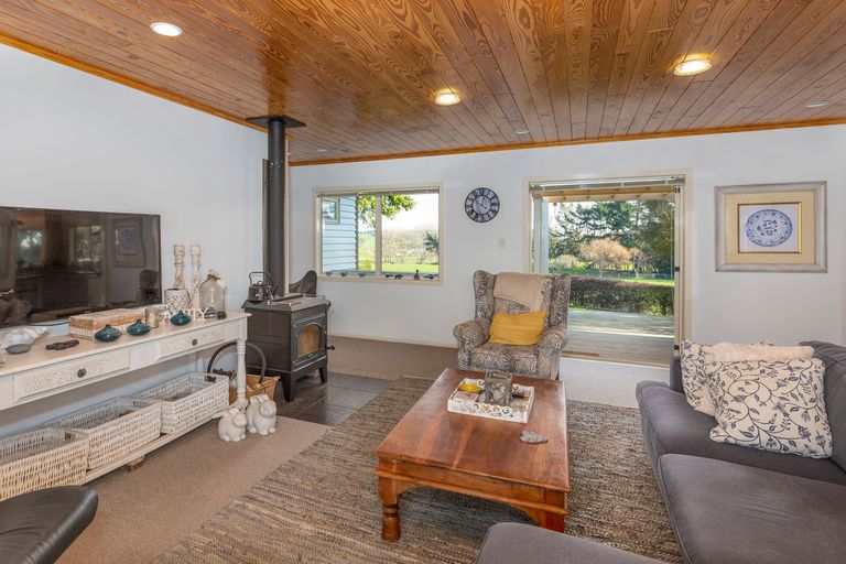 Photo of property in 33 Pearson Road, Kingseat, Pukekohe, 2679