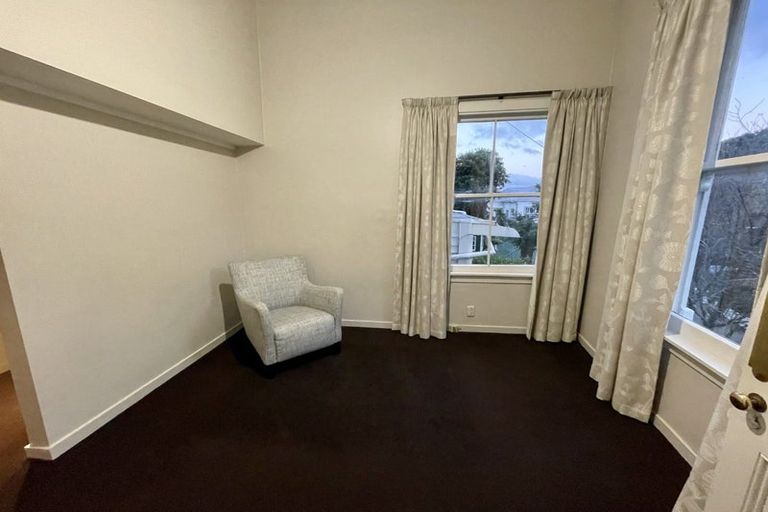 Photo of property in 8 Ascot Street, Thorndon, Wellington, 6011