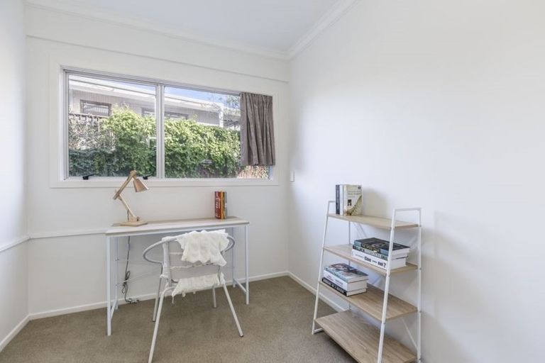 Photo of property in 100 Stapleford Crescent, Browns Bay, Auckland, 0630