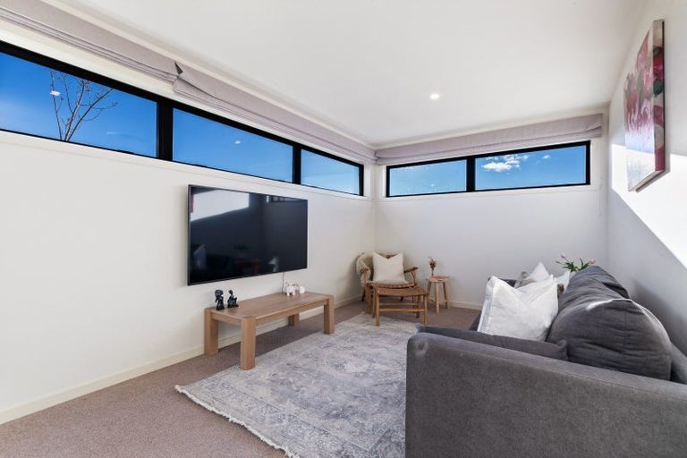 Photo of property in 9 Arran Lane, Jacks Point, Queenstown, 9371