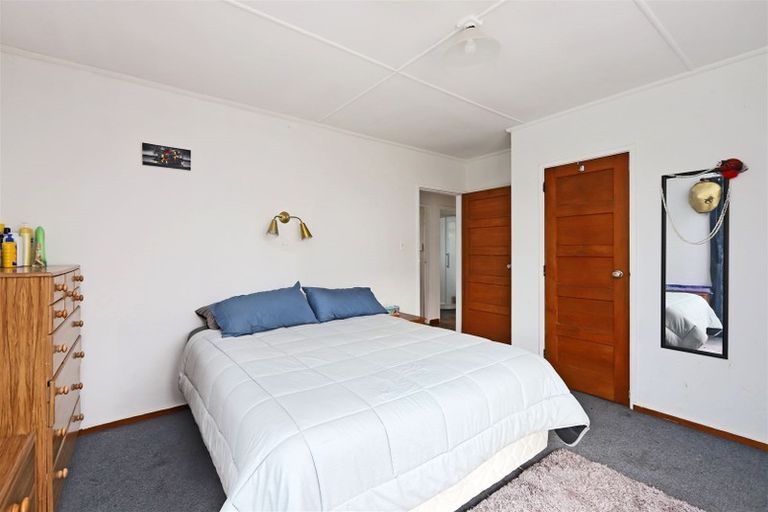 Photo of property in 1011 Hood Street, Mayfair, Hastings, 4122