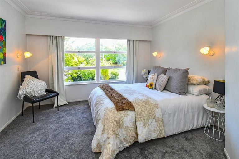 Photo of property in 3 Dennis Avenue, Hillpark, Auckland, 2102
