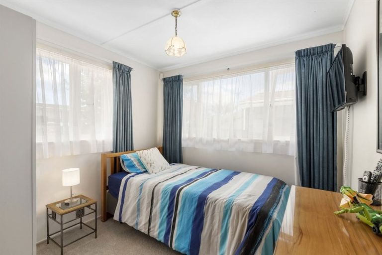 Photo of property in 4 Leigh Terrace, Bayview, Auckland, 0629