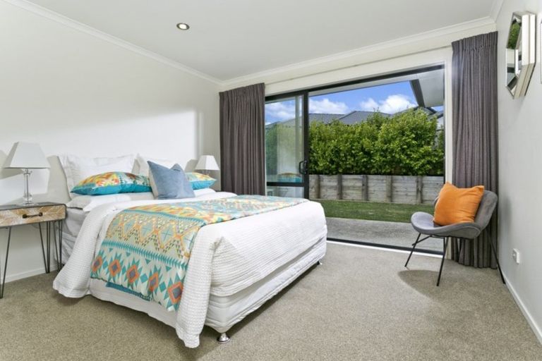 Photo of property in 5 Skipjack Pass, Silverdale, 0932