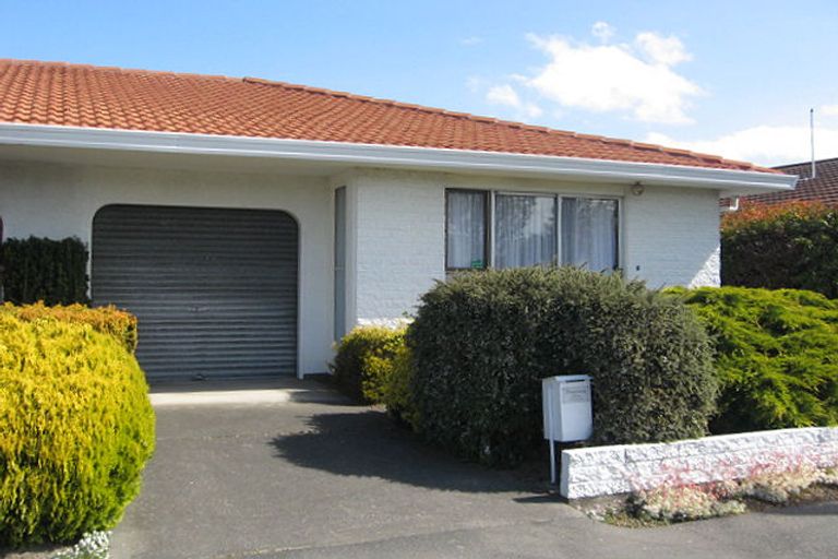 Photo of property in 2/114 Veitches Road, Casebrook, Christchurch, 8051