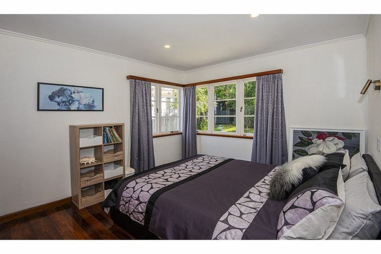 Photo of property in 25 Whangarei Heads Road, Onerahi, Whangarei, 0110