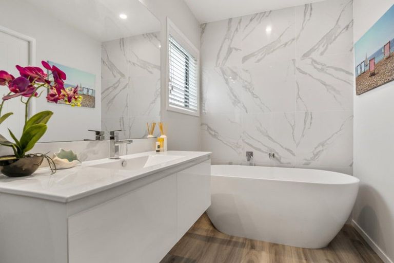 Photo of property in 8d Tinopai Drive, Omokoroa, 3114