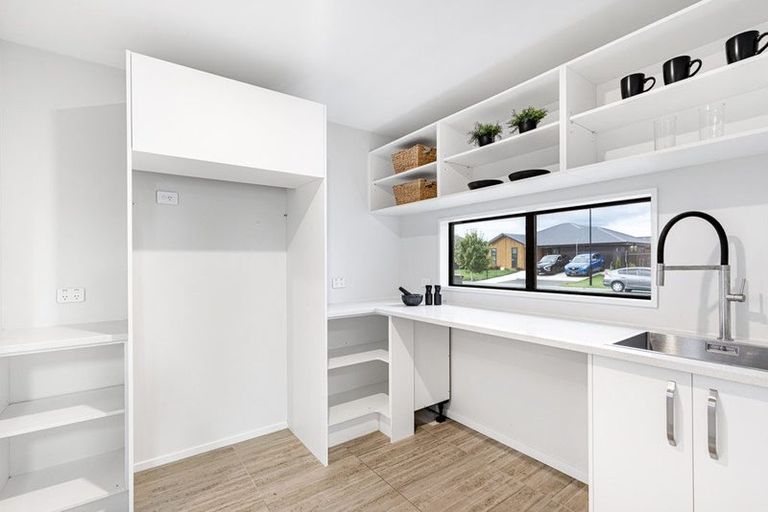 Photo of property in 8 Flock Street, Rolleston, 7615