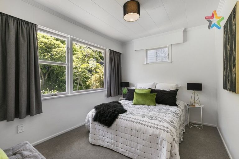 Photo of property in 10 Major Drive, Kelson, Lower Hutt, 5010