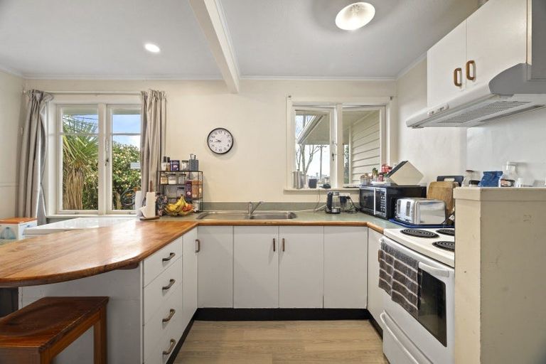 Photo of property in 22 Tui Road, Western Heights, Rotorua, 3015