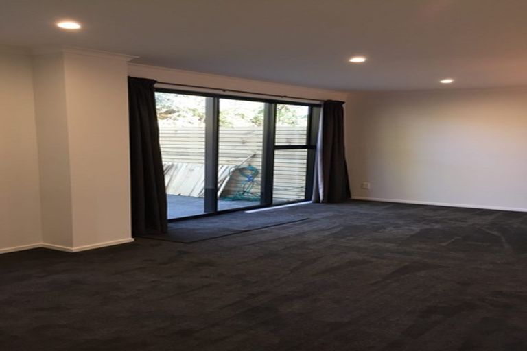 Photo of property in 5a Breakwater Way, Whitby, Porirua, 5024