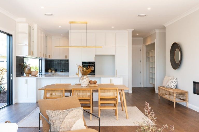 Photo of property in 8 Gage Lane, Havelock North, 4130