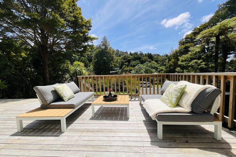 Photo of property in 37 Western Road, Laingholm, Auckland, 0604