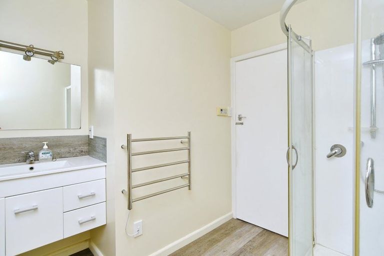 Photo of property in 112 Kippenberger Avenue, Rangiora, 7400