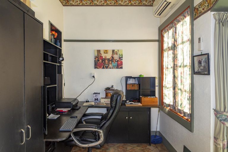 Photo of property in 50 Wharfe Street, South Hill, Oamaru, 9400