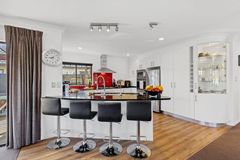 Photo of property in 54 Corinth Grove, Papamoa Beach, Papamoa, 3118