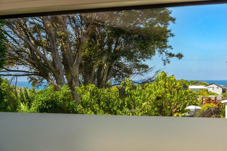 Photo of property in 21 Cumberland Street, Leigh, 0985