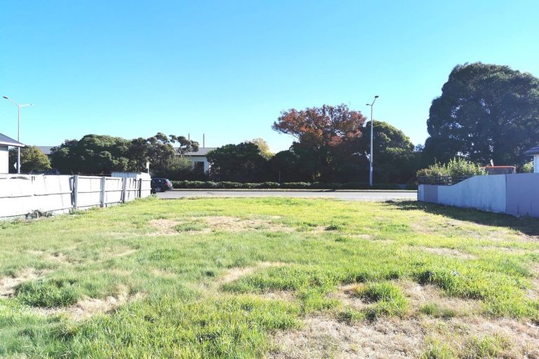 Photo of property in 8 Pages Road, Linwood, Christchurch, 8062