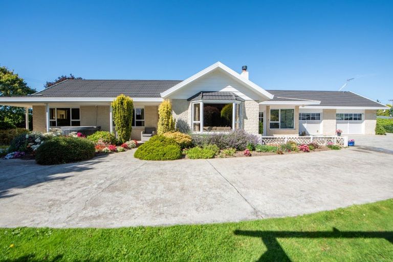 Photo of property in 146 Seaward Road, Edendale, 9825