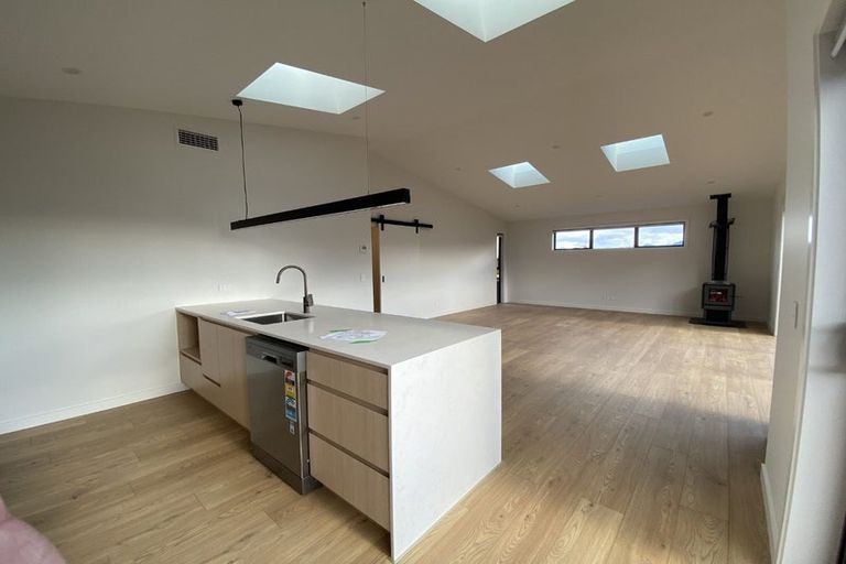 Photo of property in 8 Corriedale Road, Jacks Point, 9371