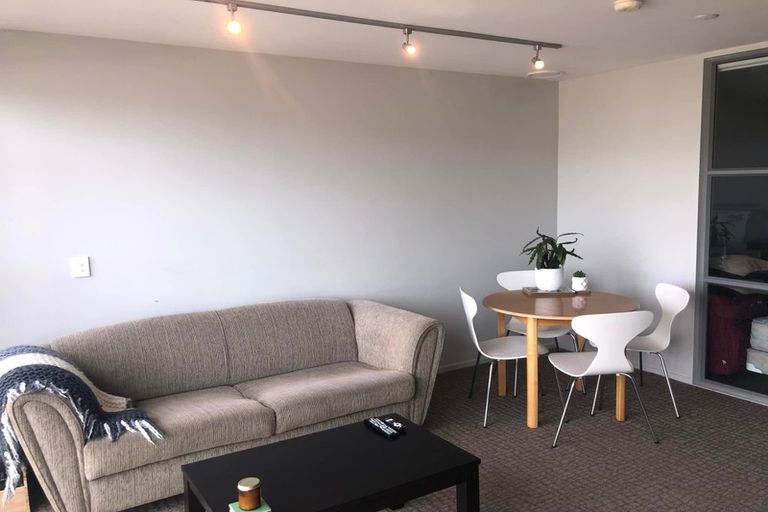 Photo of property in Masina Apartments, 301/80 Riddiford Street, Newtown, Wellington, 6021