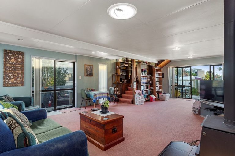 Photo of property in 84 Percy Road, Papamoa Beach, Papamoa, 3118