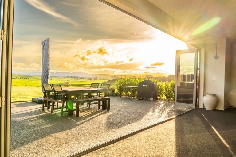 Photo of property in 310 Gillard Road, Ngahinapouri, Ohaupo, 3882