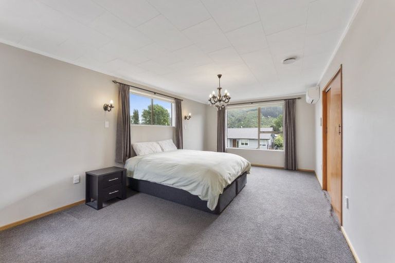 Photo of property in 28 Perry Street, Heretaunga, Upper Hutt, 5018